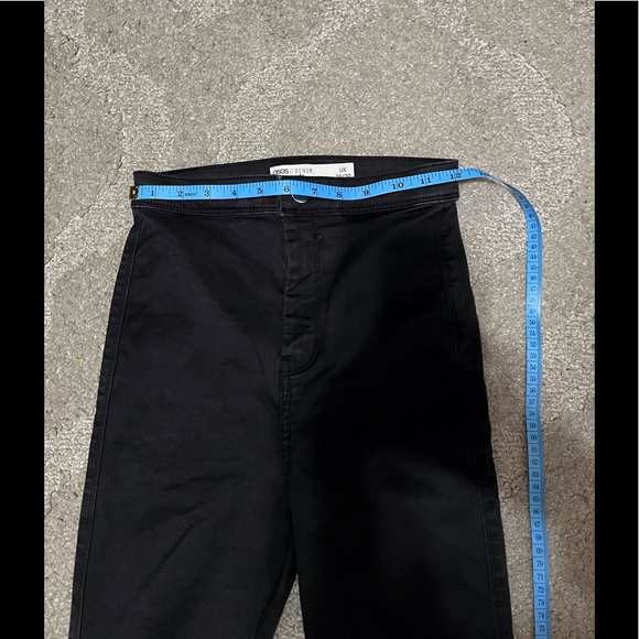 ASOS DESIGN Ridley high rise skinny jeans in clean black Used - Picture 6 of 8